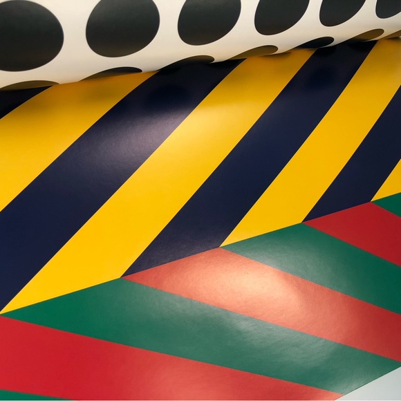 Gucci Wrapping Paper Book - New! - Picture 4 of 4